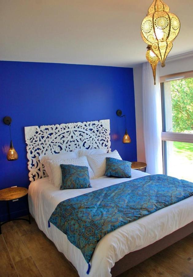 La Cle Des Chaumes Bed & Breakfast Boisset-les-Montrond Exterior photo