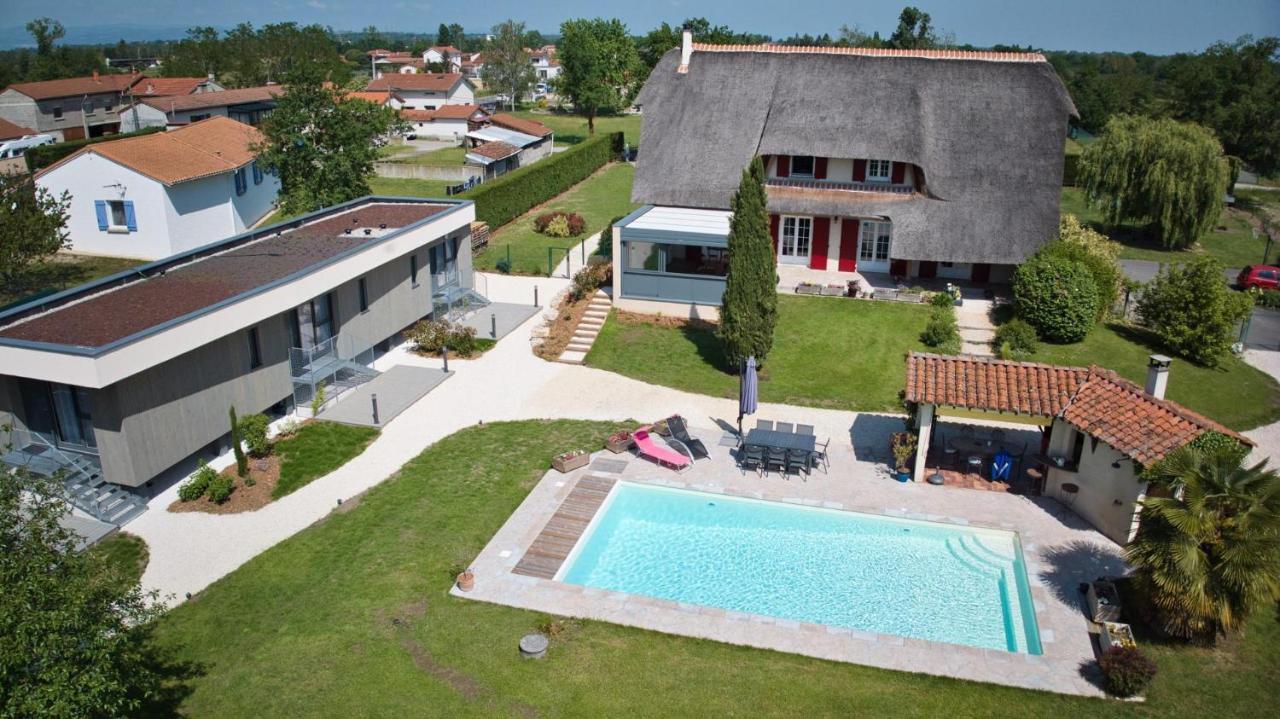 La Cle Des Chaumes Bed & Breakfast Boisset-les-Montrond Exterior photo