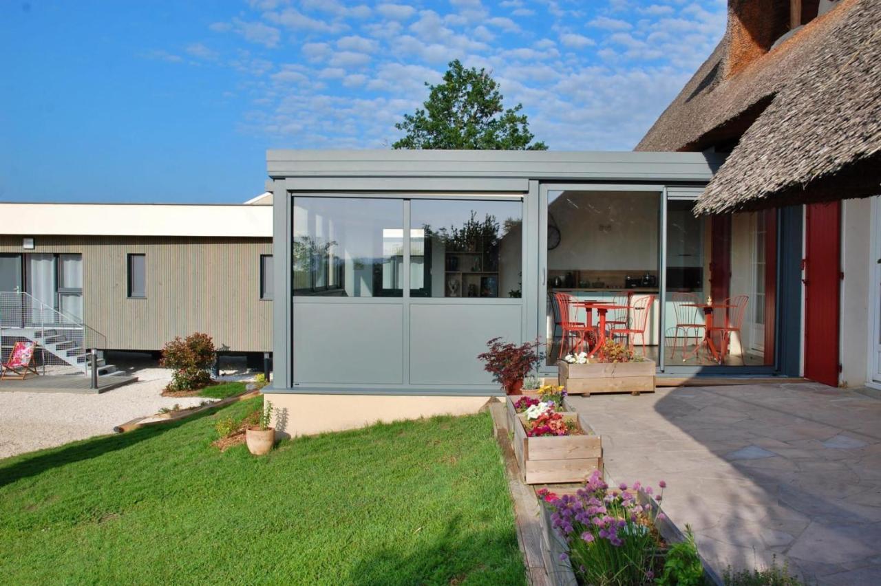 La Cle Des Chaumes Bed & Breakfast Boisset-les-Montrond Exterior photo